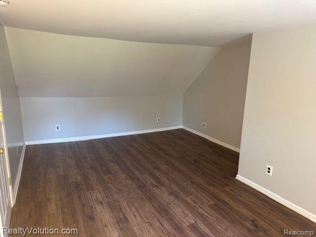 97 West Drahner Road Oxford, MI 48371 - Photo 14 of 21 Gallery Image 14