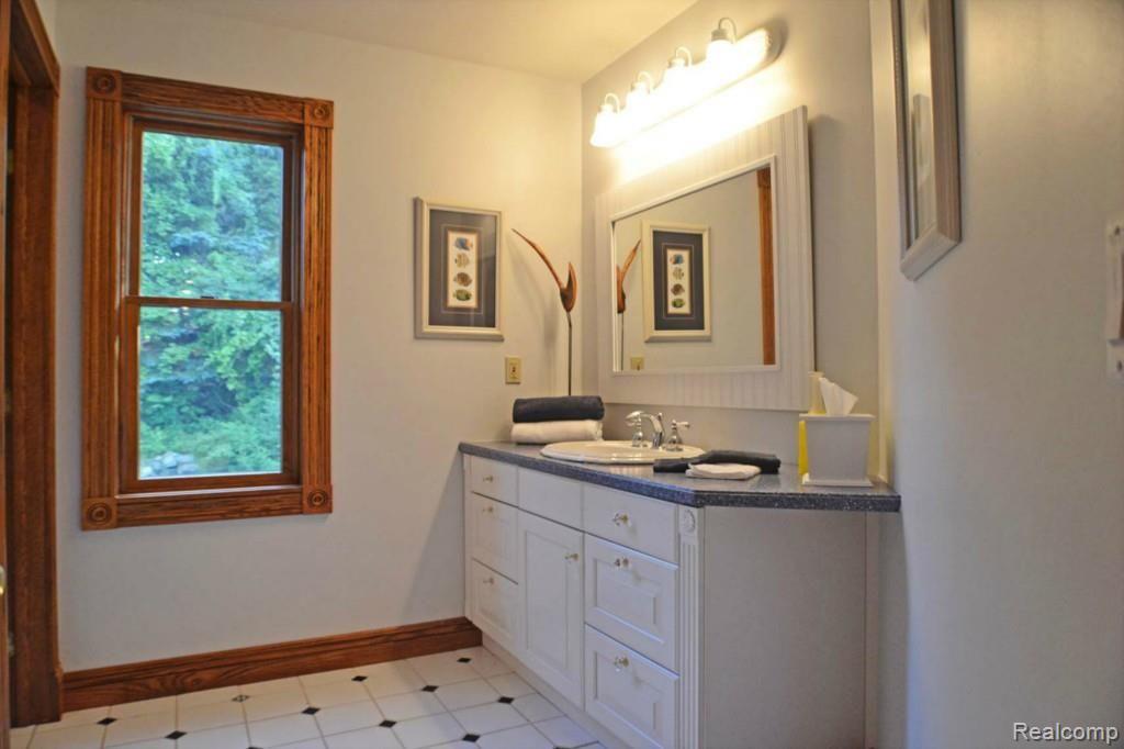 5159 Mountain Road Brighton, MI 48116 - Photo 27 of 31 26DSC_3337.jpg