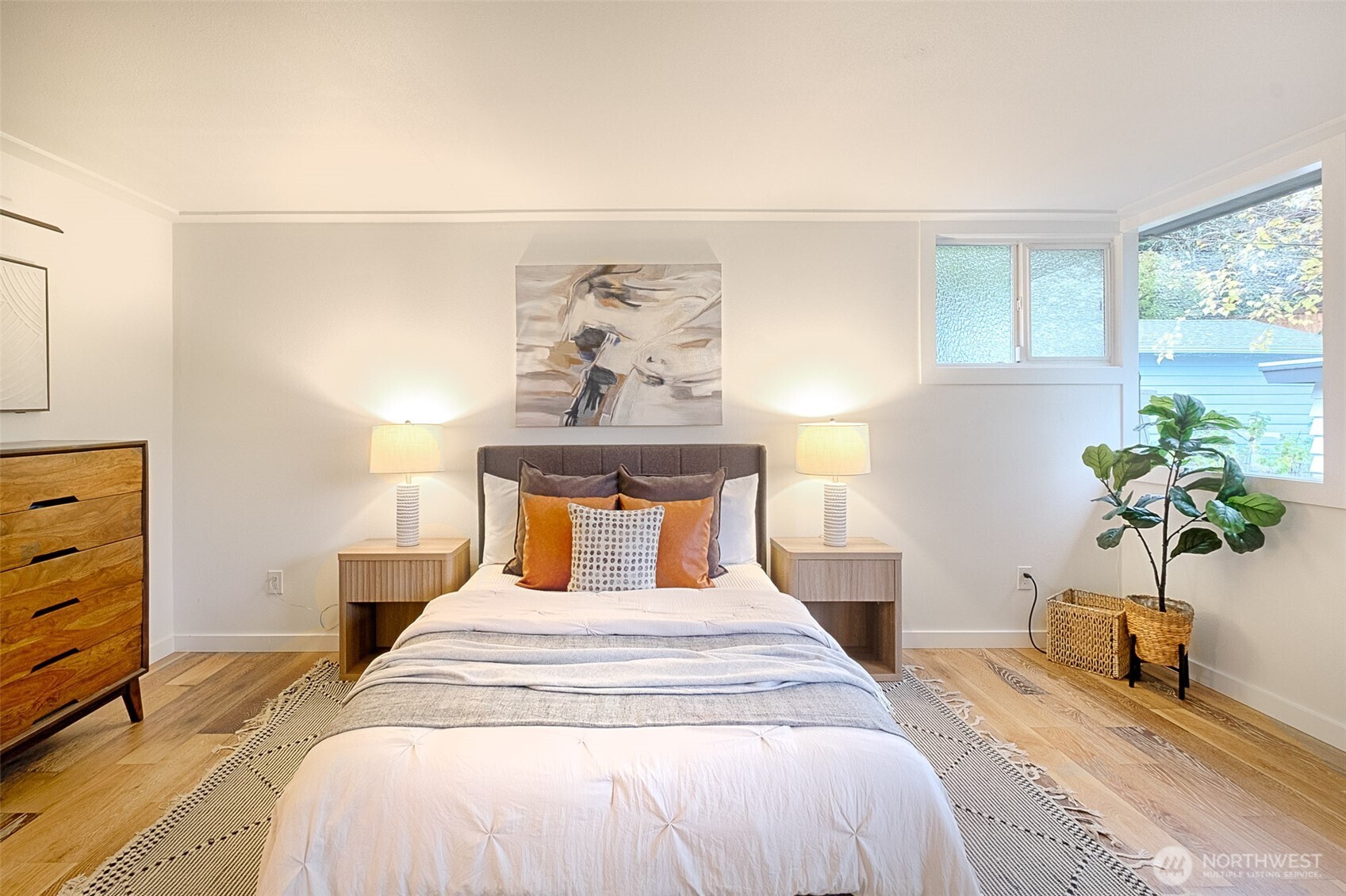 4521 Southwest Henderson Street Seattle, WA 98136 - Photo 14 of 40