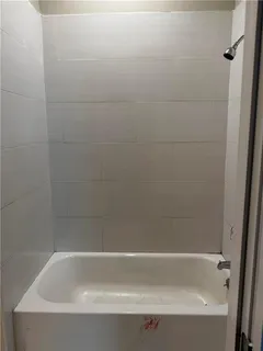 $1,300 | 2507 Gravier Street, Unit B, New Orleans, LA 70119