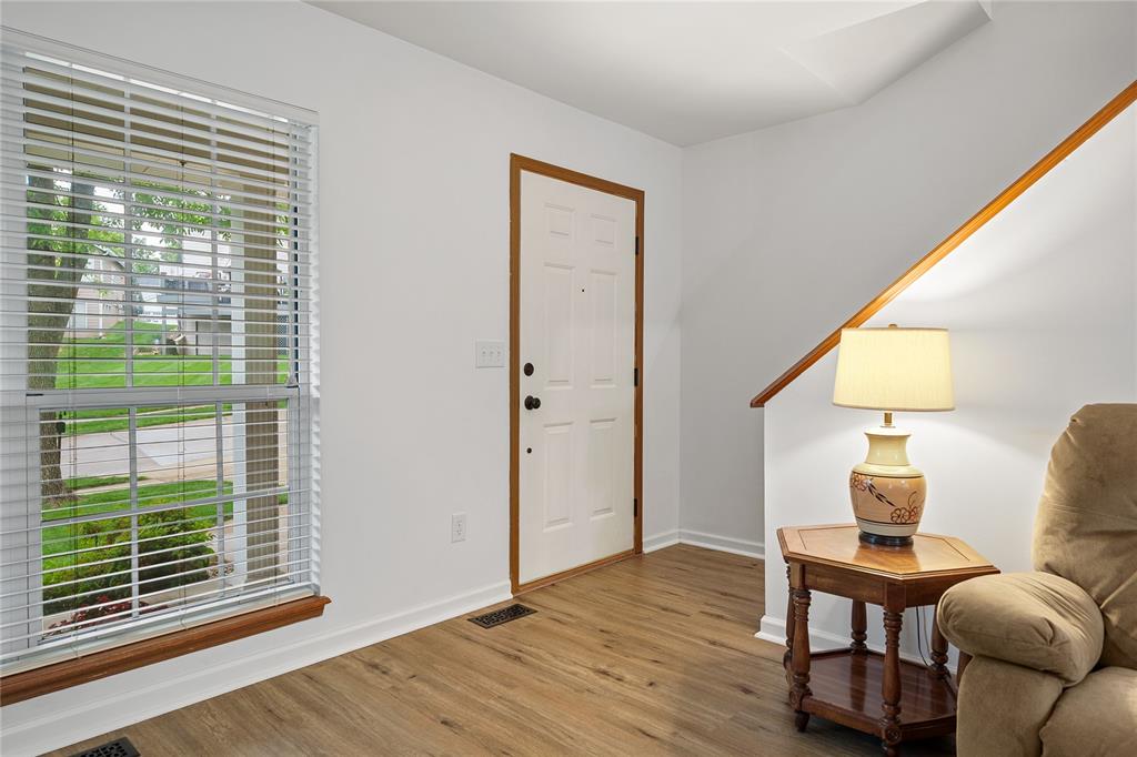 1865 Strawberry Ridge Drive Ballwin, MO 63021 - Photo 3 of 42 Gallery Image 3