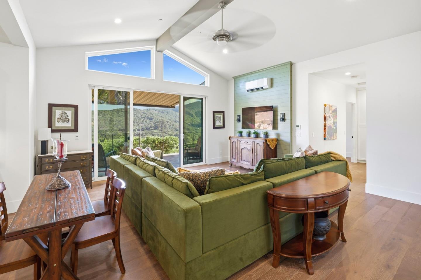 73 Poppy Road, Unit B Carmel Valley, CA 93924 - Photo 4 of 35 Gallery Image 4