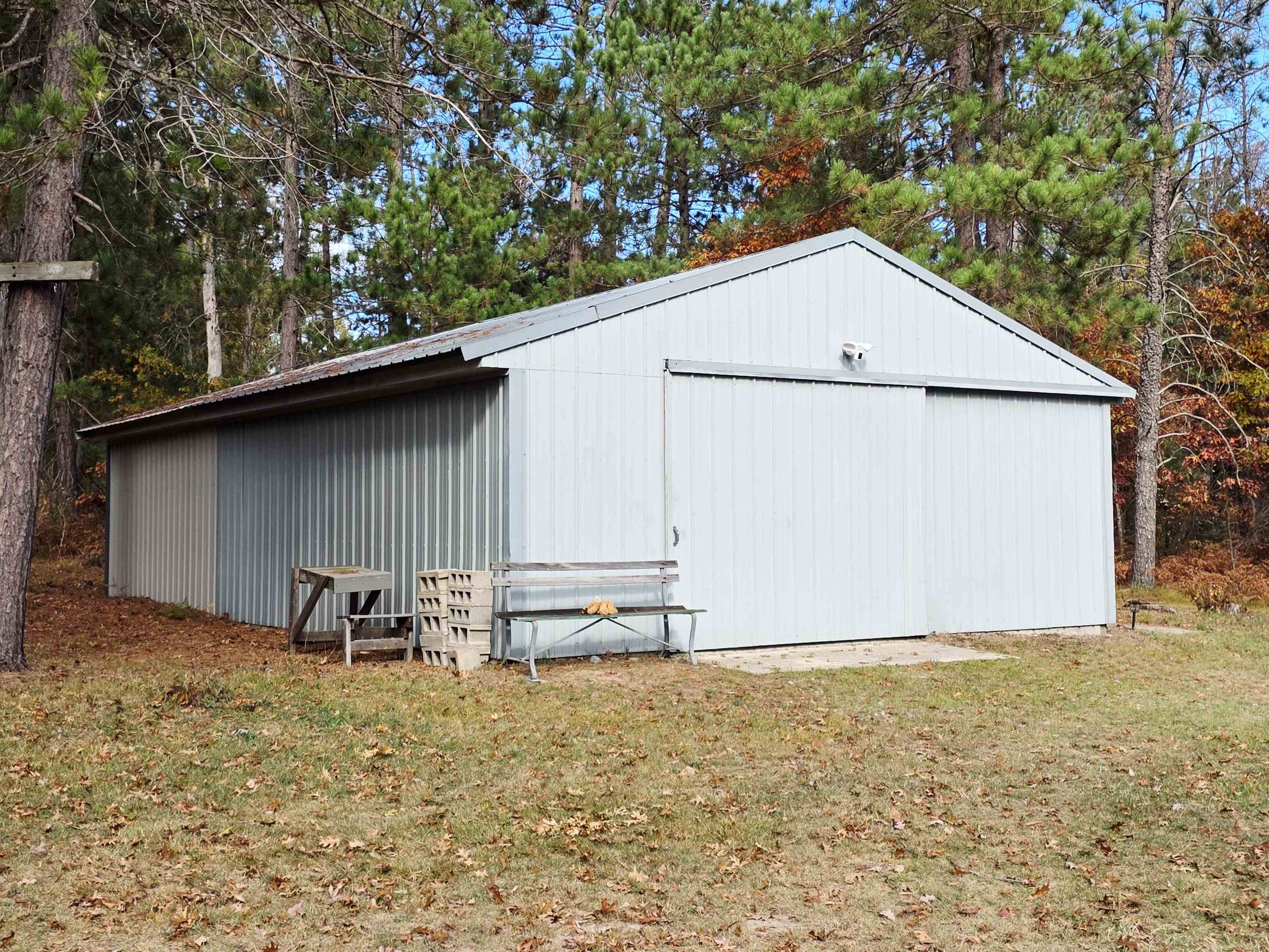 2498 West 5 Mile Road Grayling, MI 49738 - Photo 4 of 41