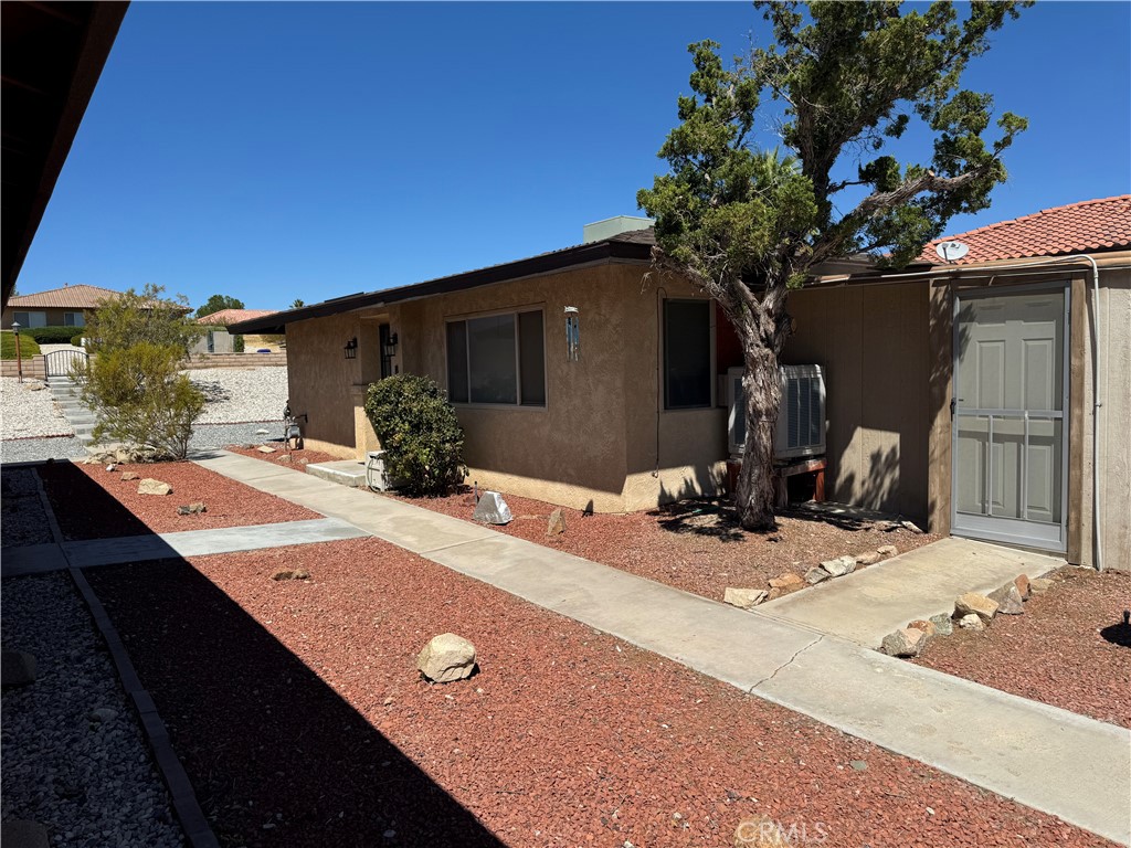 16339 Wato Road Apple Valley, CA 92307 - Photo 7 of 15 Gallery Image 7