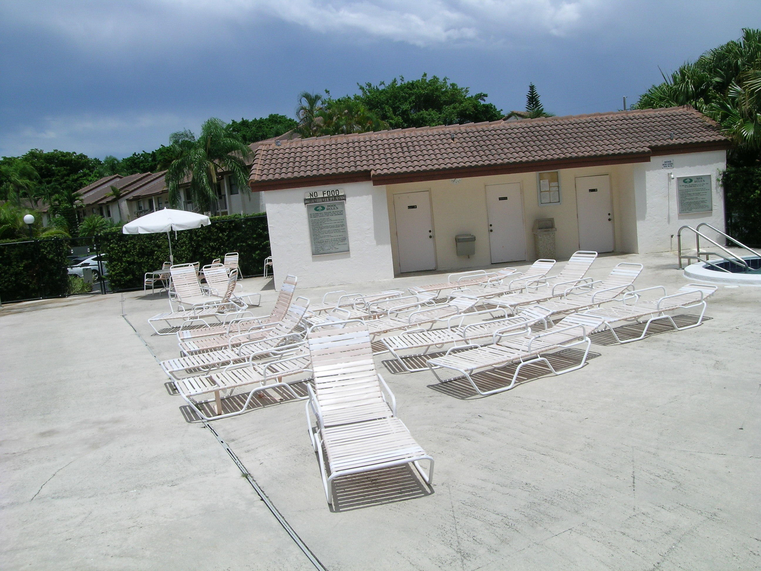 22017 Palms Way, Unit 105 Boca Raton, FL 33433 - Photo 13 of 15 Community Pool