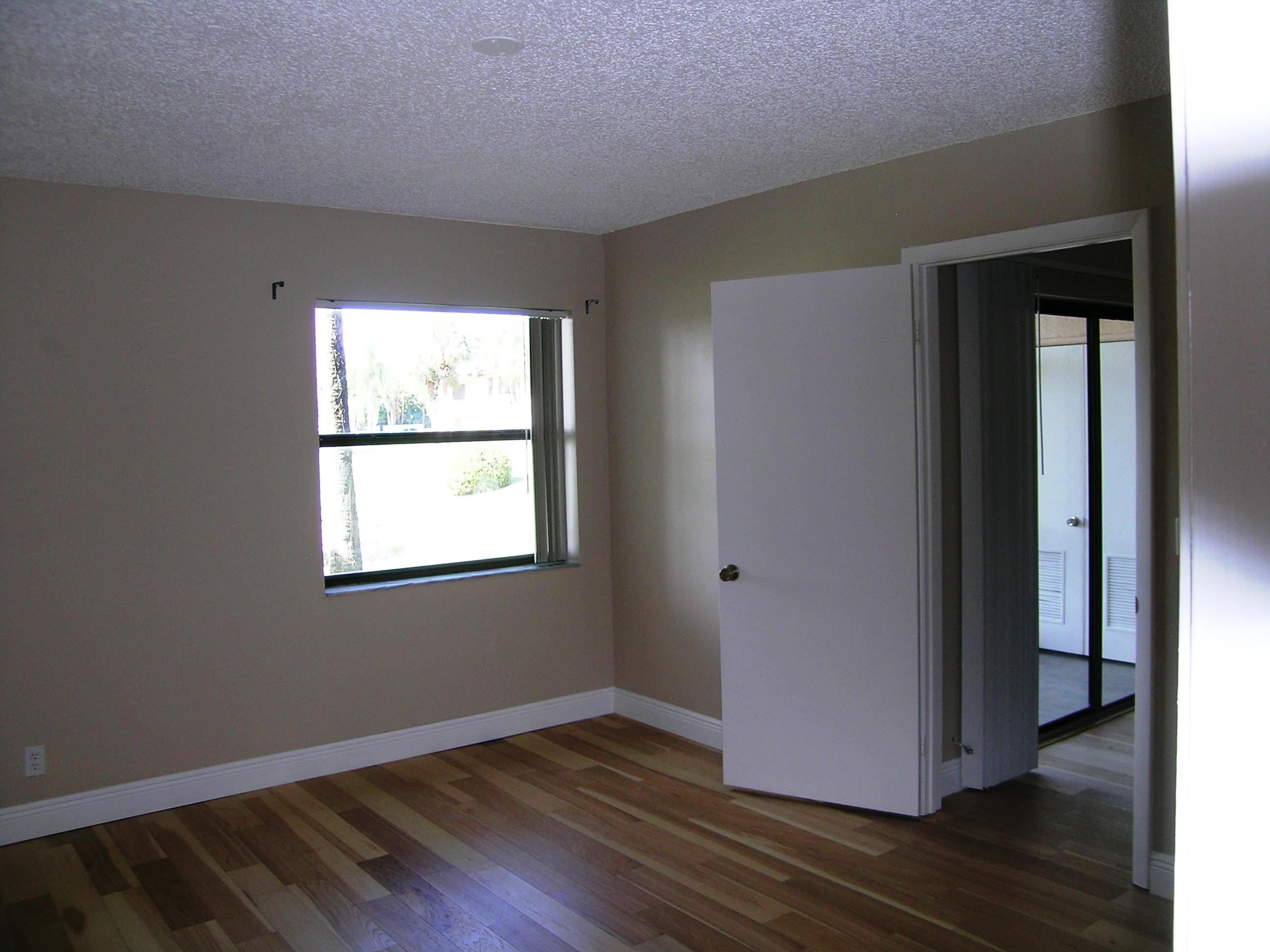 22017 Palms Way, Unit 105 Boca Raton, FL 33433 - Photo 8 of 15 Master bedroom