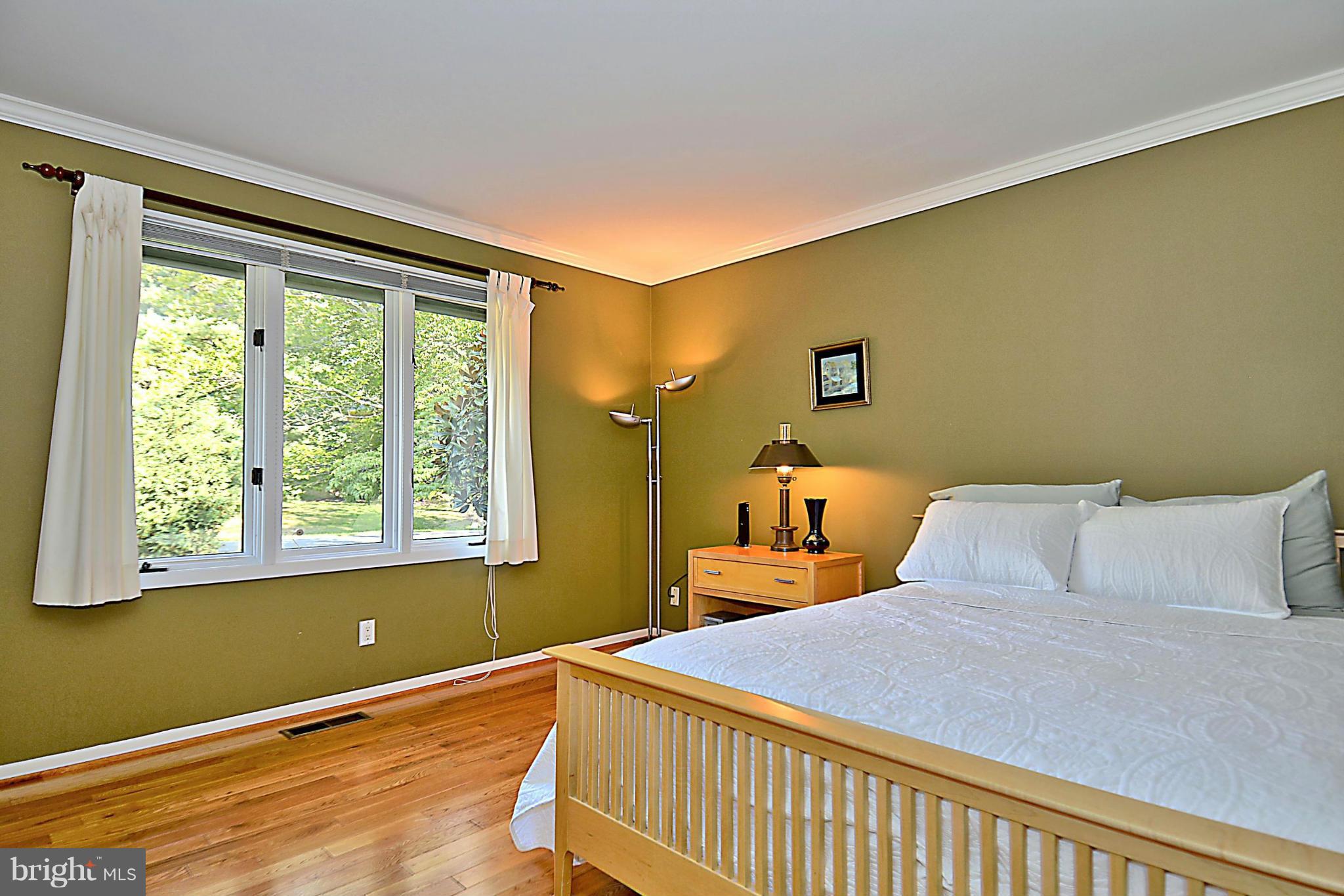 10020 Ormond Road Potomac, MD 20854 - Photo 21 of 30 Bedroom 33 on Main Level
