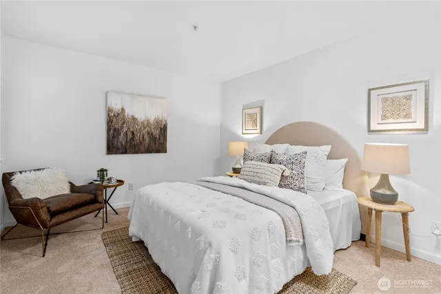 $364,900 | 5000 Northwest Village Park Drive, Unit B112, Issaquah, WA 98027