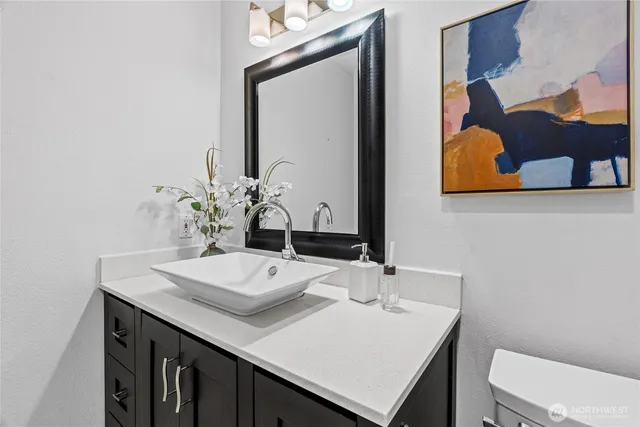 $364,900 | 5000 Northwest Village Park Drive, Unit B112, Issaquah, WA 98027