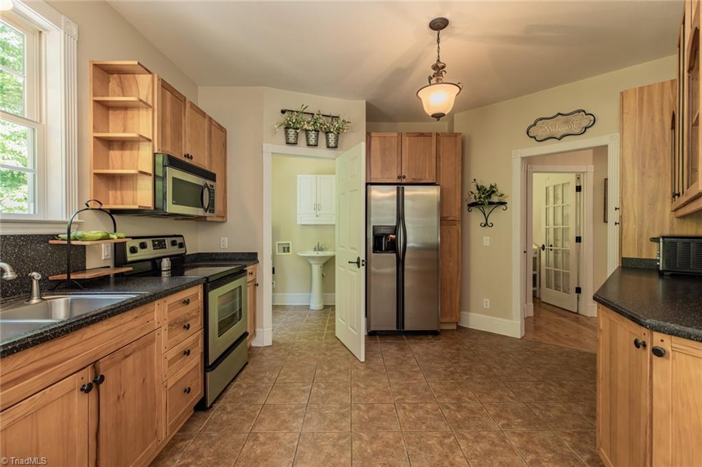 11328 Longbottom Road Traphill, NC 28685 - Photo 20 of 50 Gallery Image 20