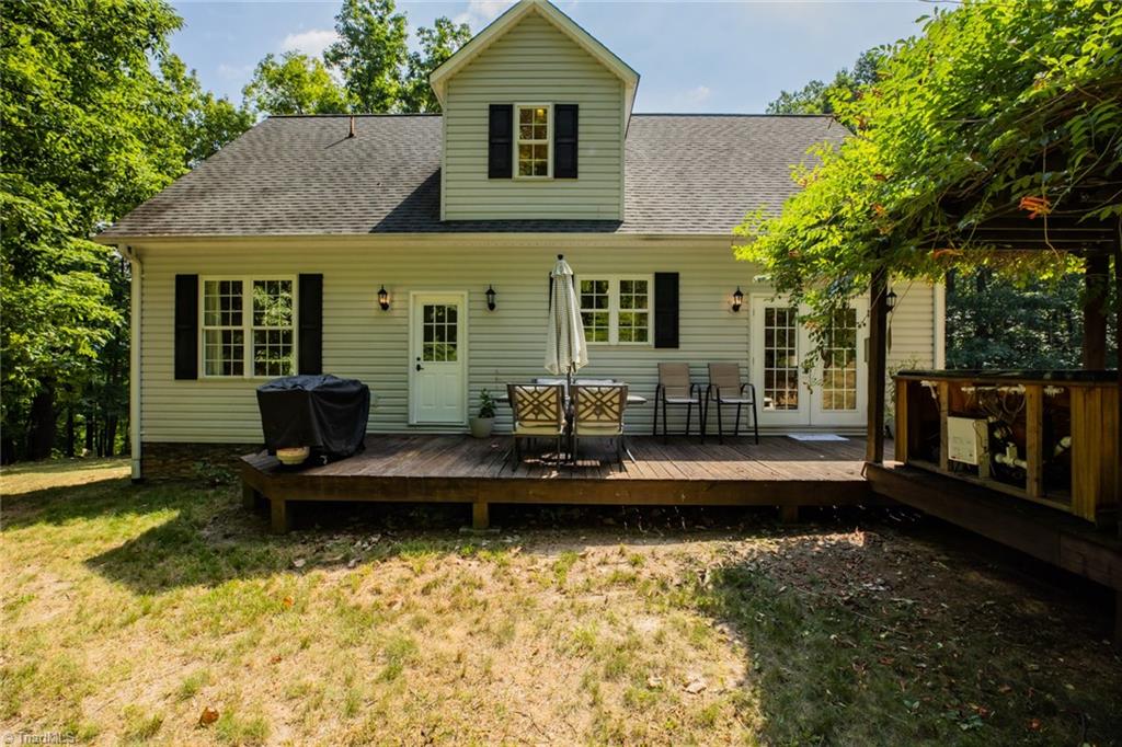 11328 Longbottom Road Traphill, NC 28685 - Photo 46 of 50 Gallery Image 46