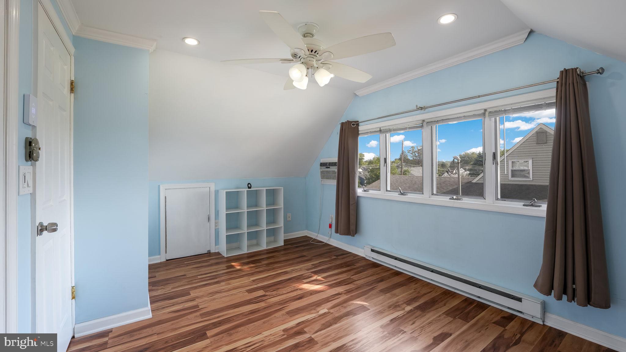 21 Canary Road Levittown, PA 19057 - Photo 22 of 33