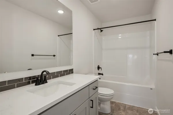 $512,450 | 12742 121st St Court East, Unit 104, Puyallup, WA 98374