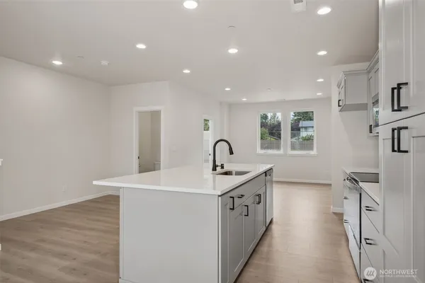 $512,450 | 12742 121st St Court East, Unit 104, Puyallup, WA 98374