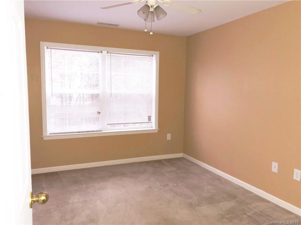 289 Brickyard Road Asheville, NC 28806 - Photo 11 of 15 Gallery Image 11