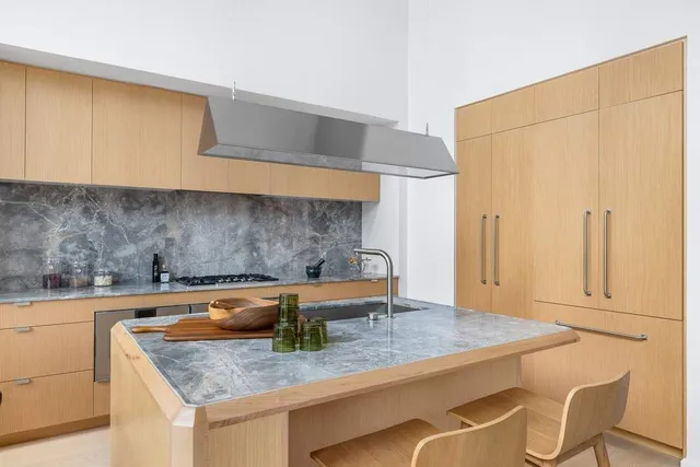 $3,995,000 | 30 Front Street, Unit 10E | DUMBO