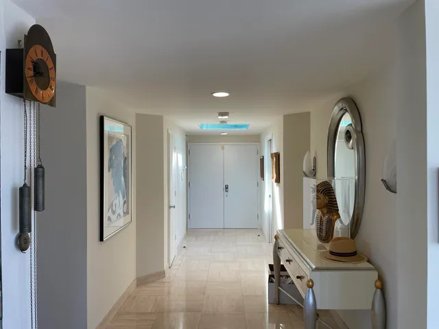 a view of a house with a garage