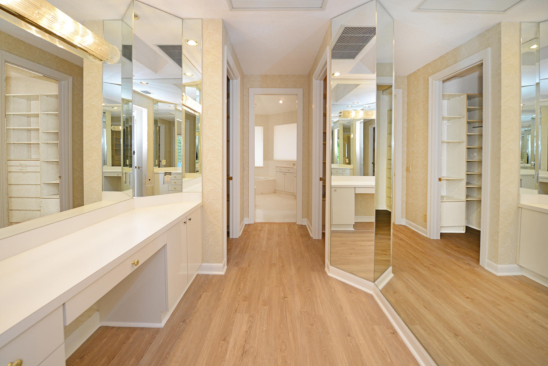 21730 Frontenac Court Boca Raton, FL 33433 - Photo 19 of 41 Master Bath
