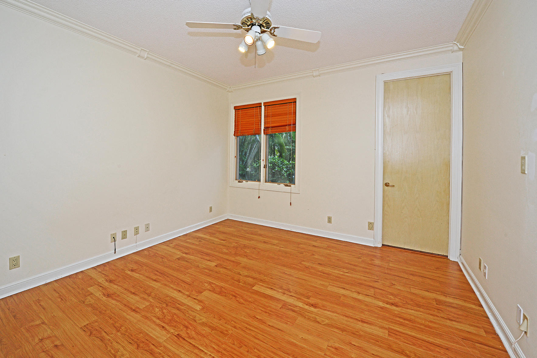 21730 Frontenac Court Boca Raton, FL 33433 - Photo 28 of 41 Guest Bedroom