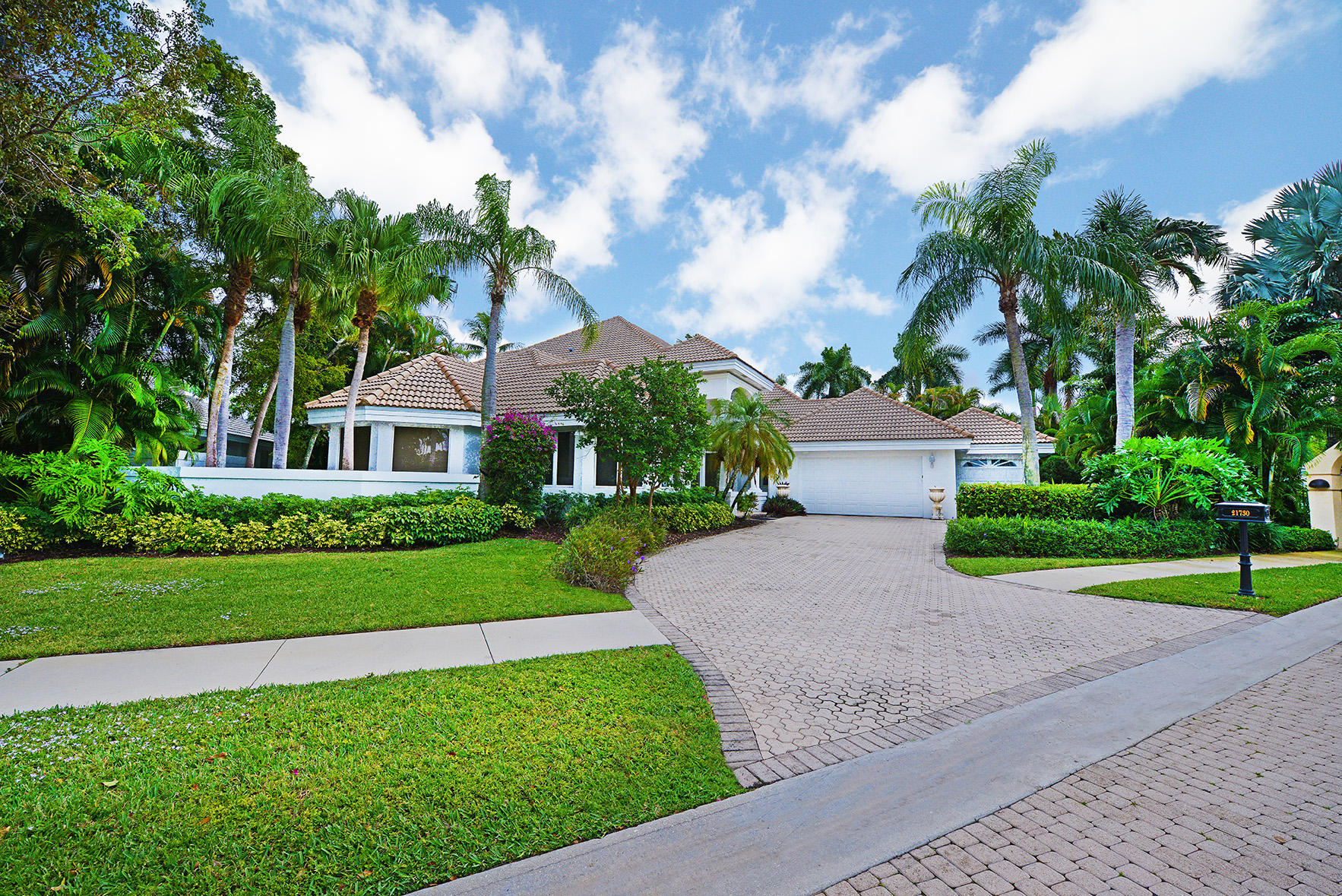 21730 Frontenac Court Boca Raton, FL 33433 - Photo 3 of 41 View from Street Level