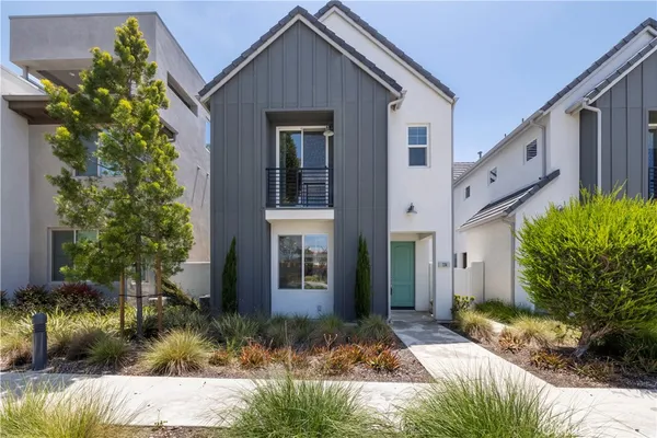 $5,500 | 136 Modjeska, Irvine, CA 92618