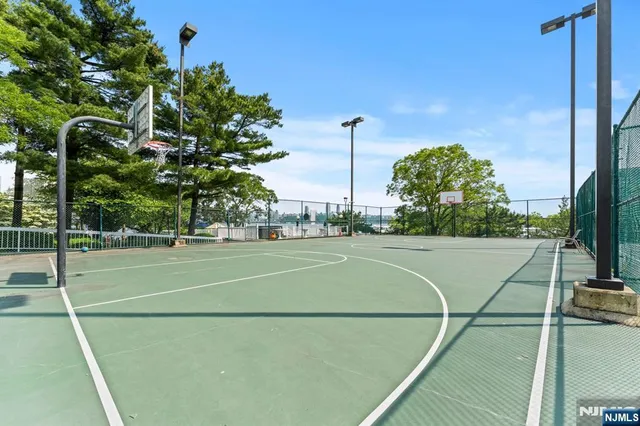 a view of a tennis court
