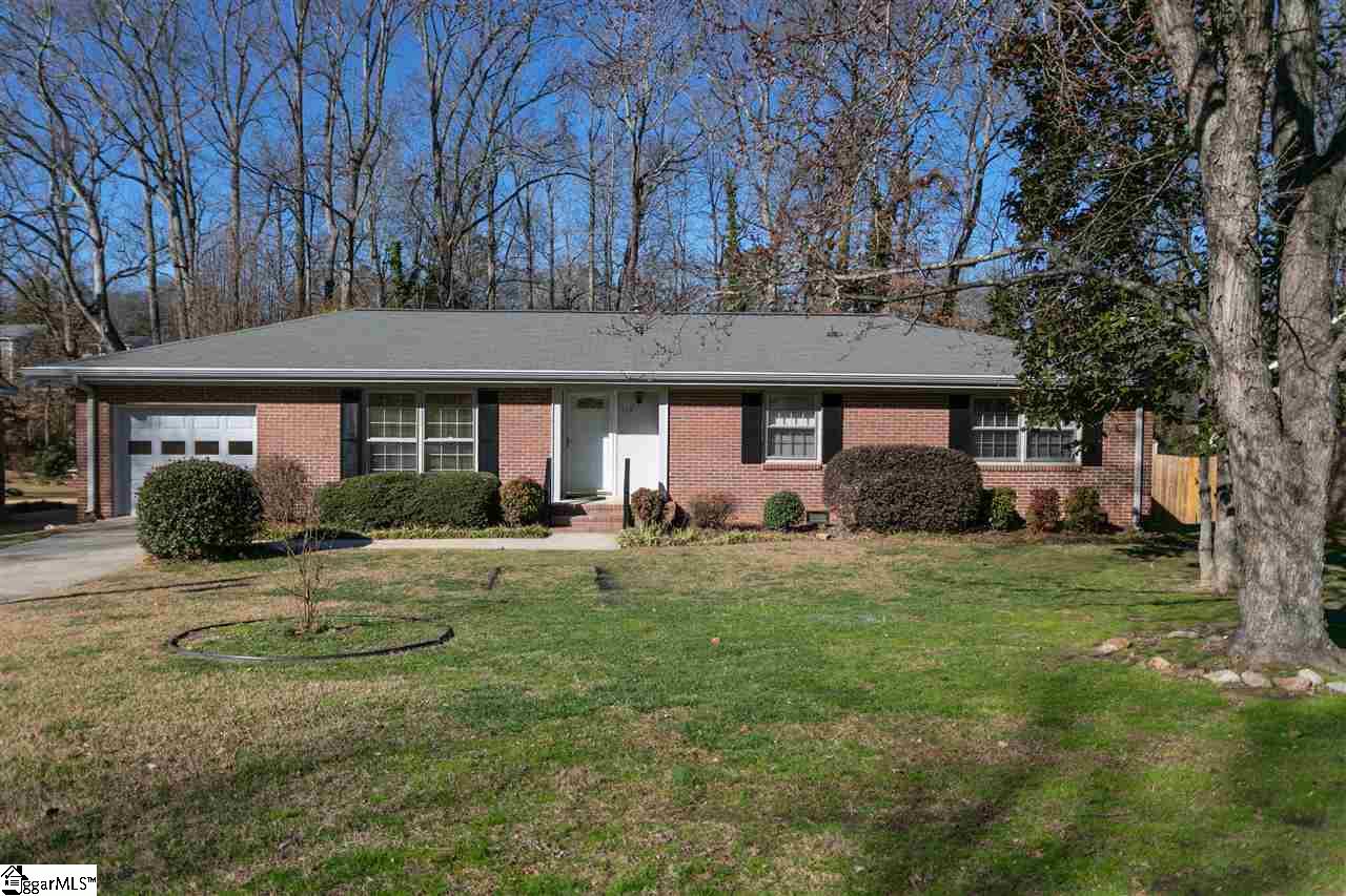 119 Montclair Road Mauldin, SC 29662 - Photo 1 of 18 Gallery Image 1
