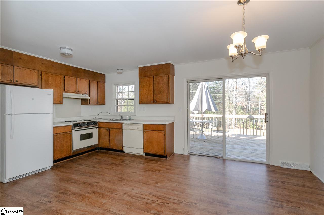 119 Montclair Road Mauldin, SC 29662 - Photo 4 of 18 Gallery Image 4