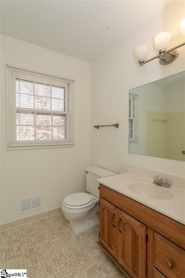 119 Montclair Road Mauldin, SC 29662 - Photo 8 of 18 Gallery Image 8