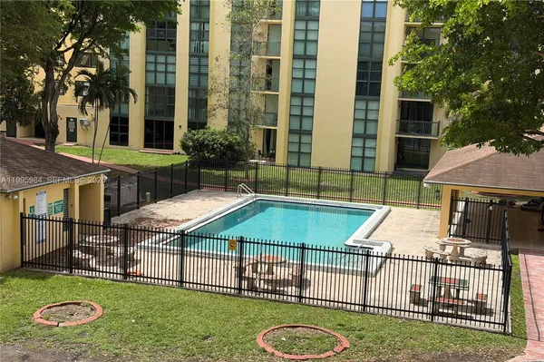 $219,000 | 11750 Southwest 18th Street, Unit 3141, Miami, FL 33175