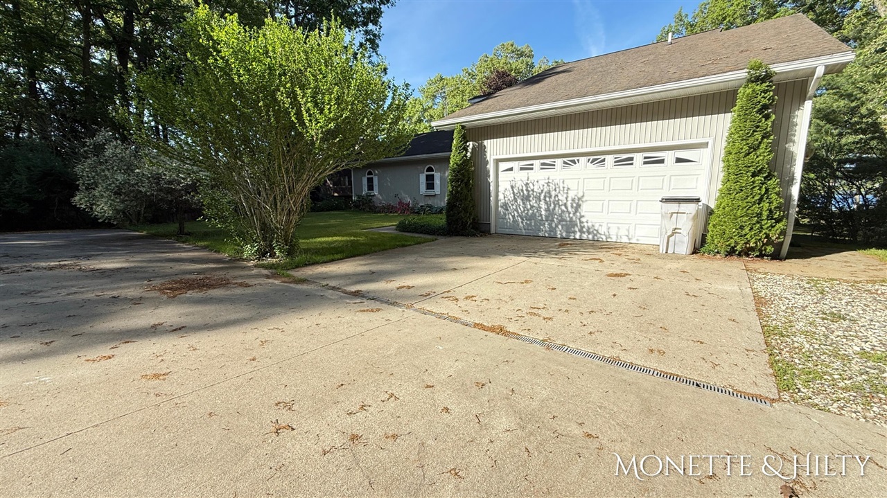 2550 Cove Road Twin Lake, MI 49457 - Photo 2 of 50