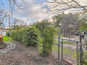 2000 Cody Court, Unit A Austin, TX 78704 - Photo 28 of 36 a view of a backyard