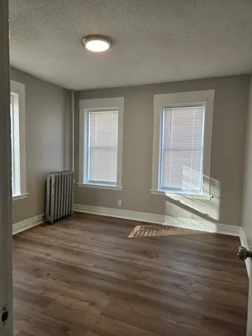 $2,127 | 529 Union Street, Unit 1R, Springfield, MA 01109