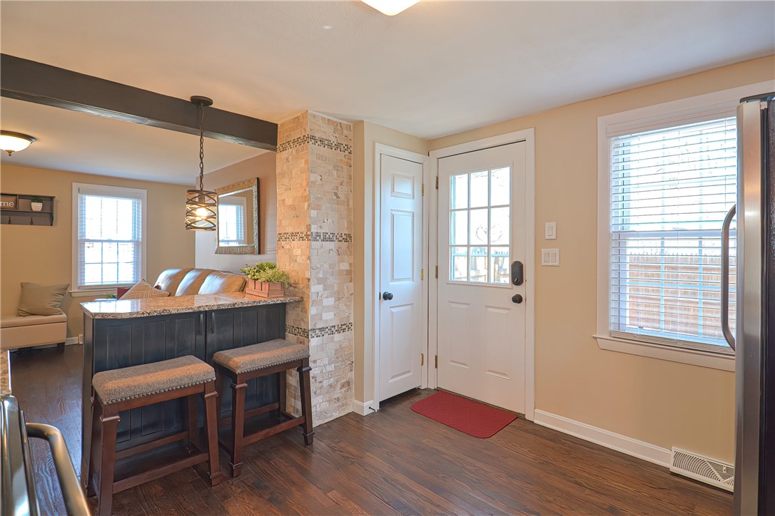 24 Largo Road Warwick, RI 02886 - Photo 11 of 31 Gallery Image 11