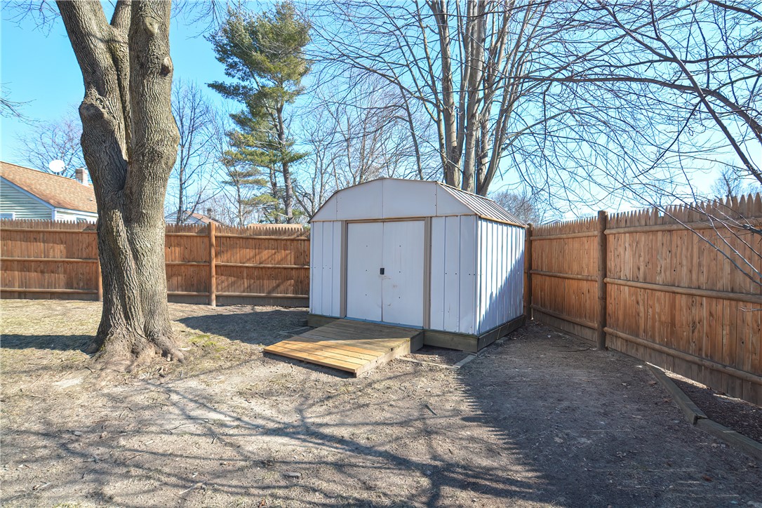 24 Largo Road Warwick, RI 02886 - Photo 31 of 31 Gallery Image 31