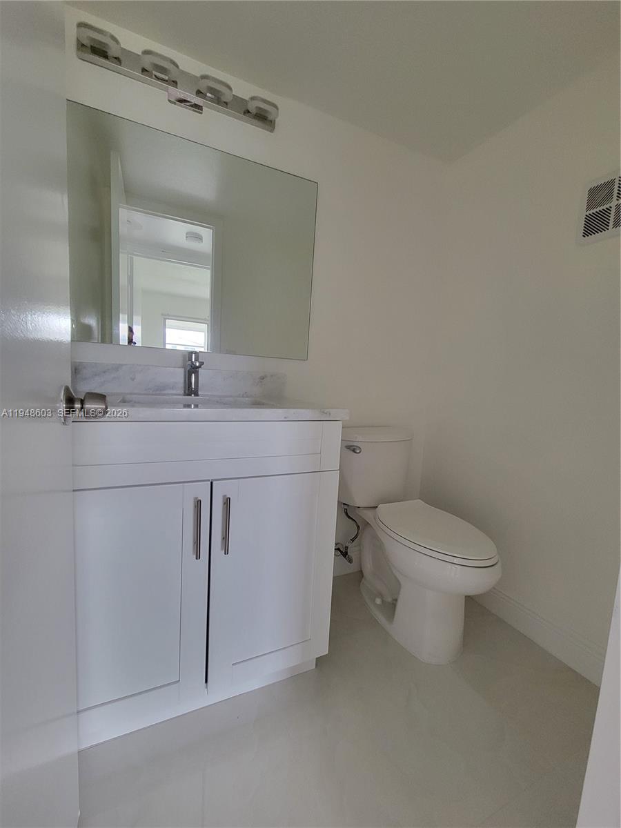 196 Mansfield F, Unit 196 Boca Raton, FL 33434 - Photo 34 of 57