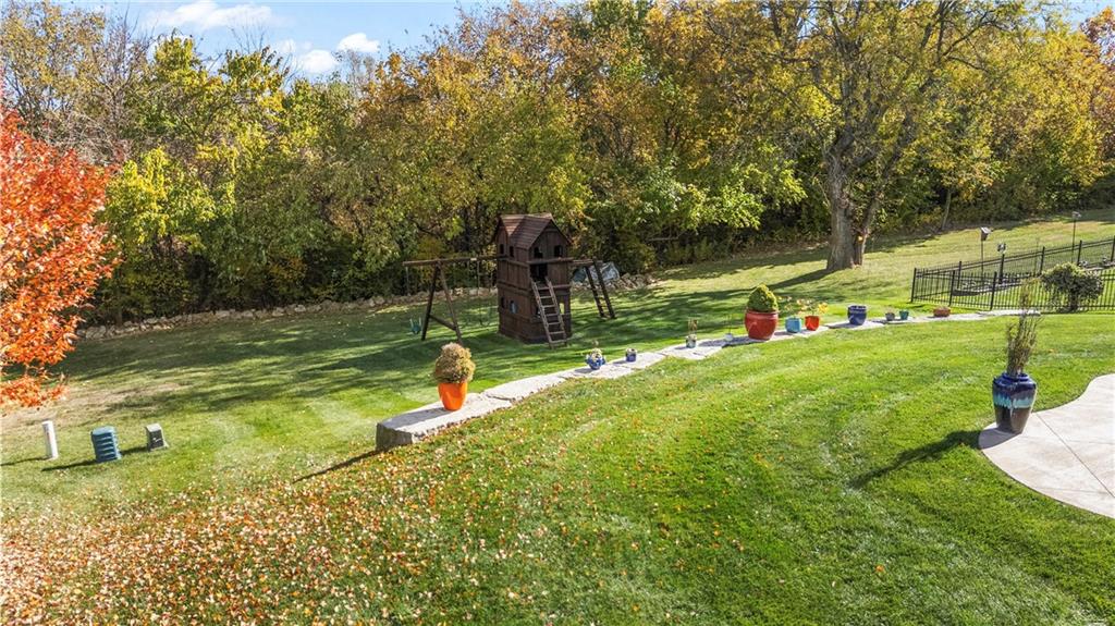 9425 Pinnacle Street Lenexa, KS 66220 - Photo 16 of 16