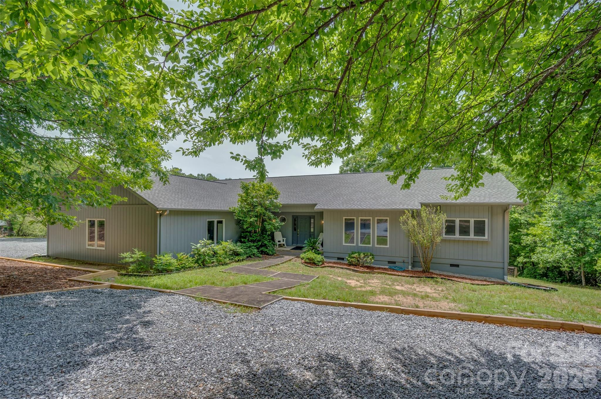 441 Lower Ridgeview Road Columbus, NC 28722 - Photo 5 of 48