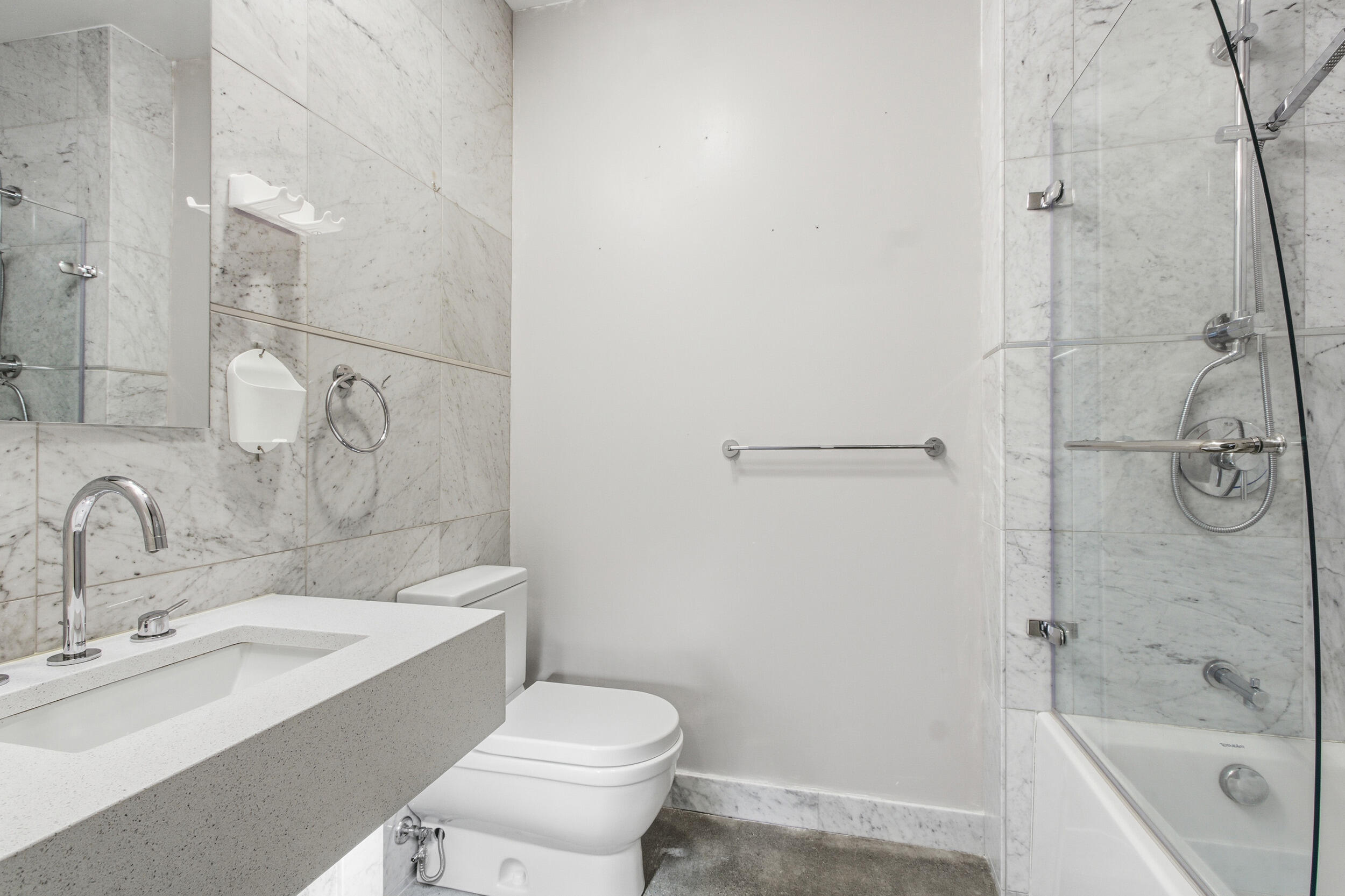 1450 Townsend Street, Unit 7 Detroit, MI 48214 - Photo 11 of 33 10__mg_7560