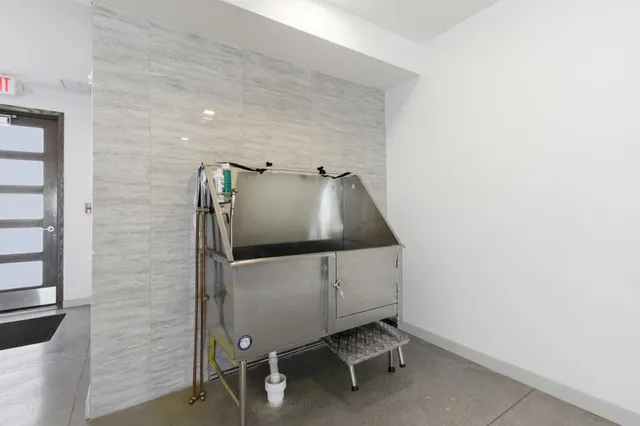 $260,000 | 1450 Townsend Street, Unit 7, Detroit, MI 48214