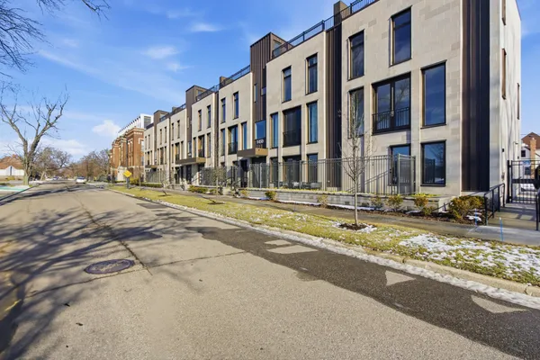 $219,900 | 1450 Townsend Street, Unit 7, Detroit, MI 48214