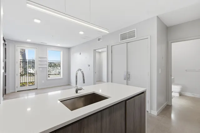 $260,000 | 1450 Townsend Street, Unit 7, Detroit, MI 48214