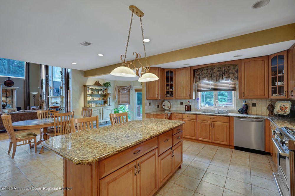 1727 Azure Drive Neptune, NJ 07753 - Photo 15 of 58 042_dsc03674
