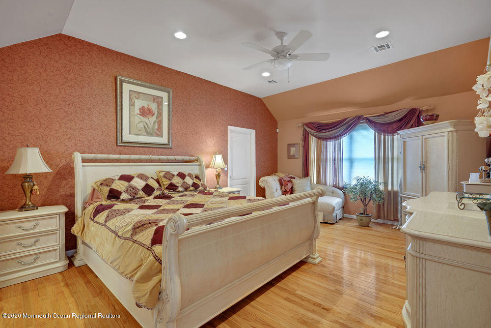 1727 Azure Drive Neptune, NJ 07753 - Photo 25 of 58 054_dsc03734