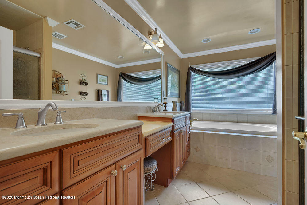 1727 Azure Drive Neptune, NJ 07753 - Photo 26 of 58 057_dsc03749