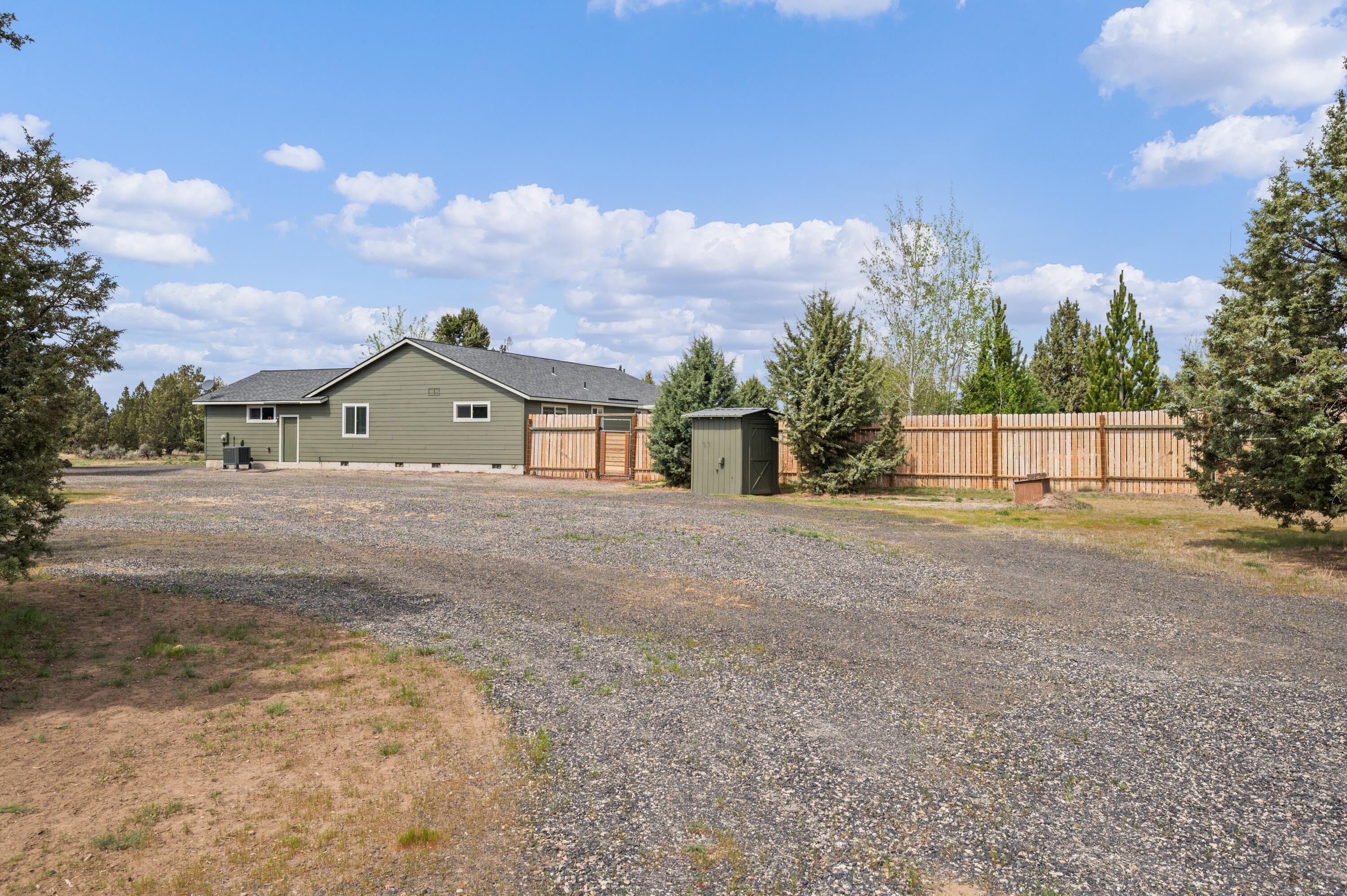 16625 Southwest Dove Road Terrebonne, OR 97760 - Photo 32 of 50 a view of house with street