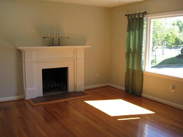 2405 Tillett Road Southwest Roanoke, VA 24015 - Photo 9 of 12 Listing Photo