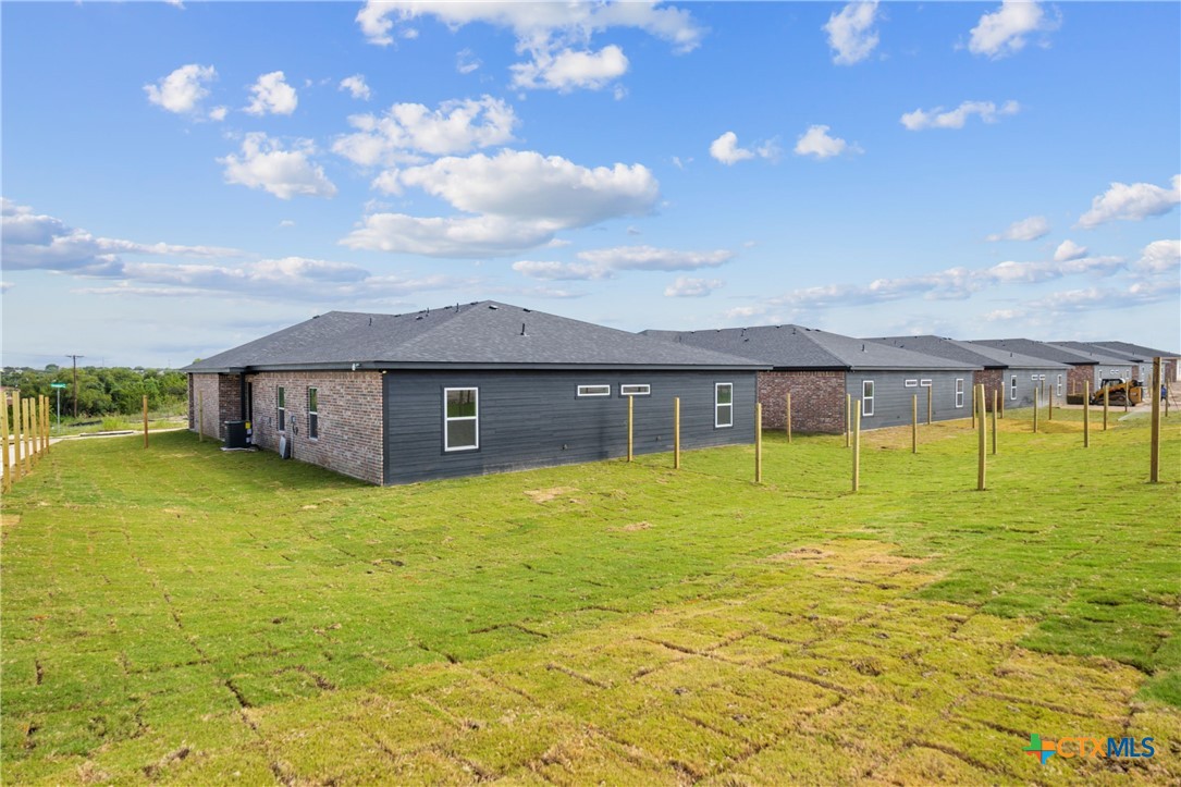 3606 Canvasback Road, Unit B Killeen, TX 76542 - Photo 3 of 19 a front view of house with yard