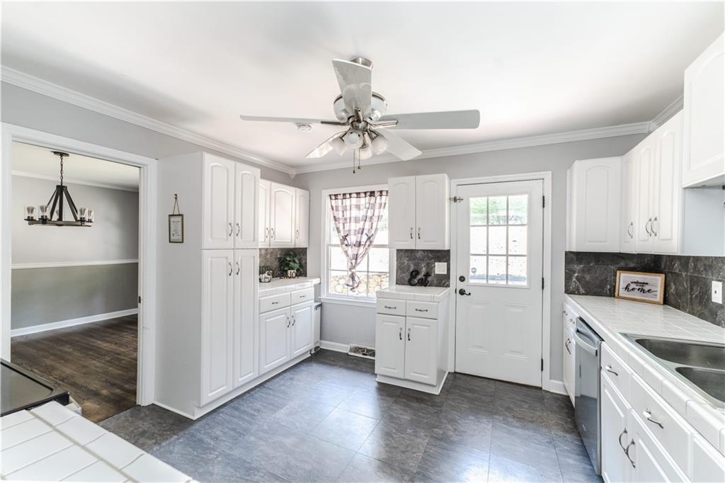 302 East Valley Road Northeast Rome, GA 30161 - Photo 20 of 33