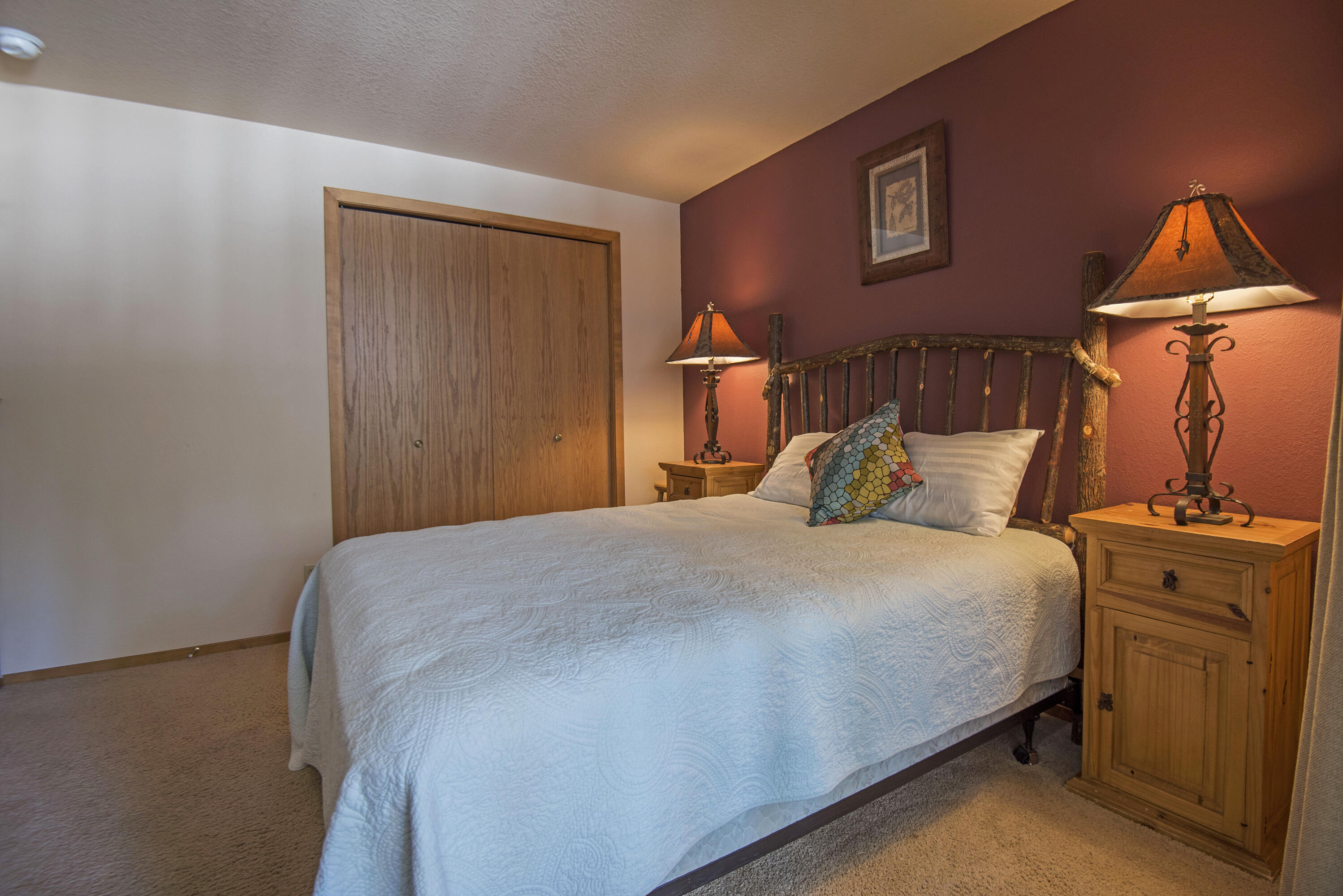 17720 West Core Road, Unit 4 Sunriver, OR 97707 - Photo 16 of 25 11